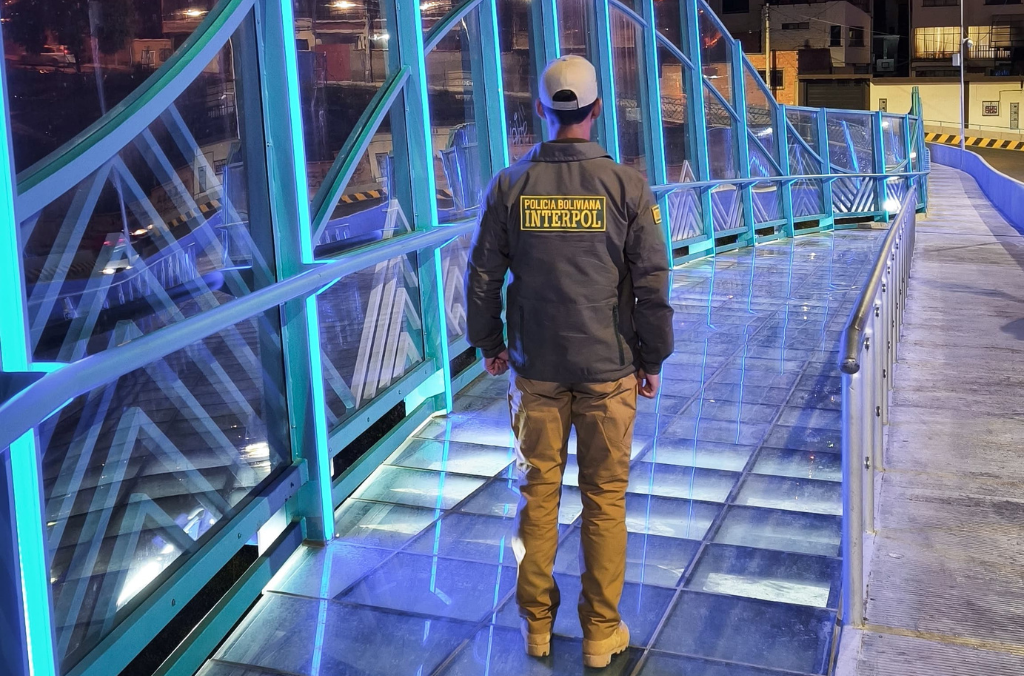 Bolivia, La Paz - Puente de la Uni&oacute;n del Bicentenario.png