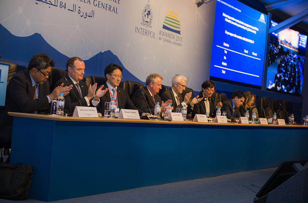 INTERPOL&rsquo;s member countries endorsed through a Resolution its I-Checkit service model for airlines as a key component of the Organization&rsquo;s global border management strategy.