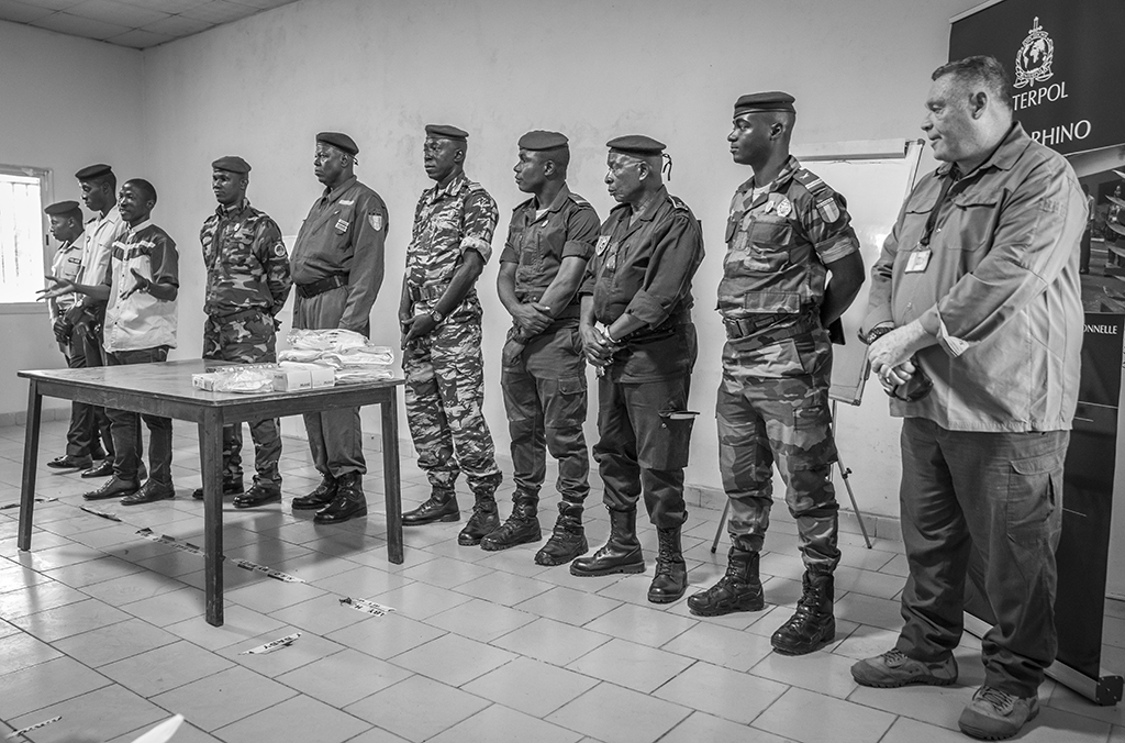 El proyecto RHINO tiene como objetivo reforzar la capacidad de Guinea para controlar grandes brotes epidémicos y garantizar la seguridad pública.