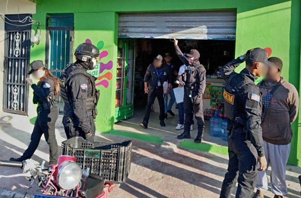 Dominican Republic-1.jpg