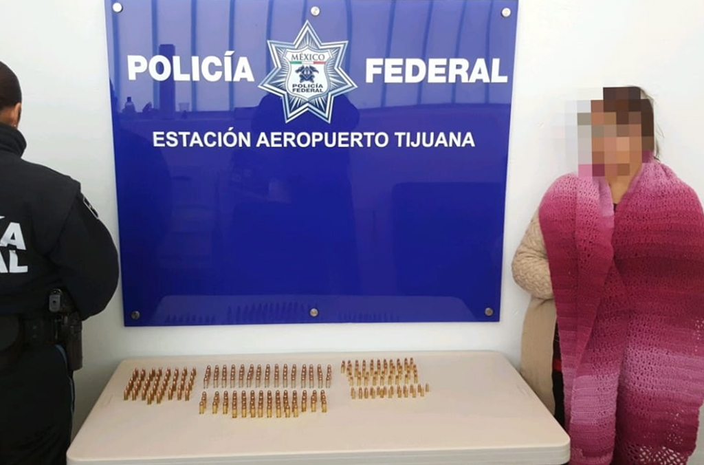 Une femme a été interpellée alors qu’elle tentait d’introduire clandestinement des munitions à l’aéroport de Tijuana.
