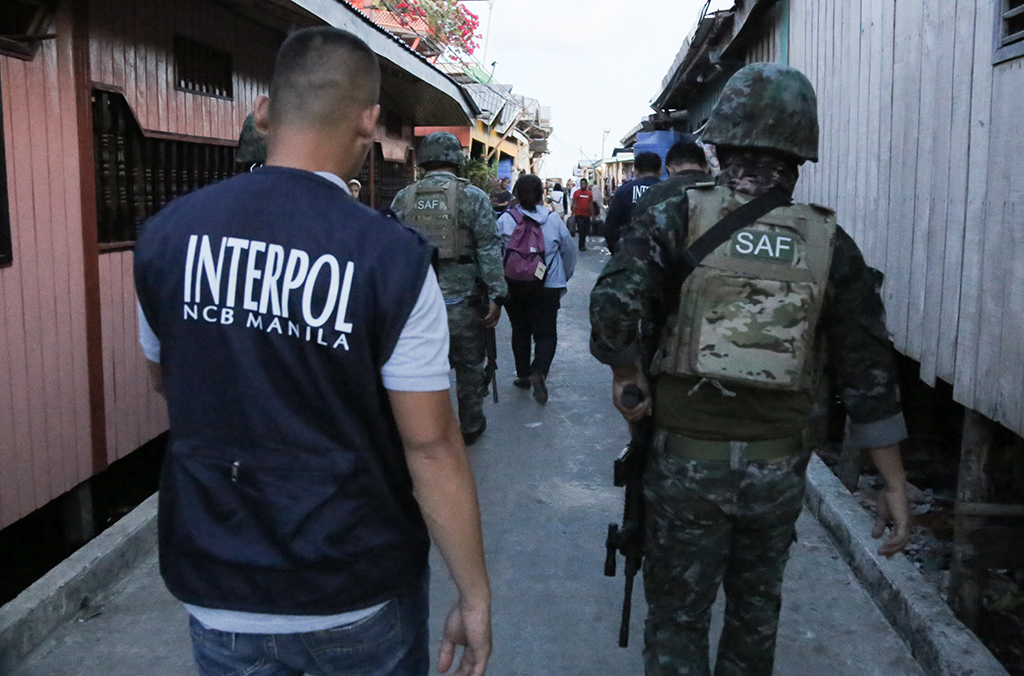 Des armes à feu, des explosifs fabriqués illégalement à partir de nitrate d’ammonium, et d’autres marchandises et substances illicites ont été saisis lors de l’opération Maharlika III.