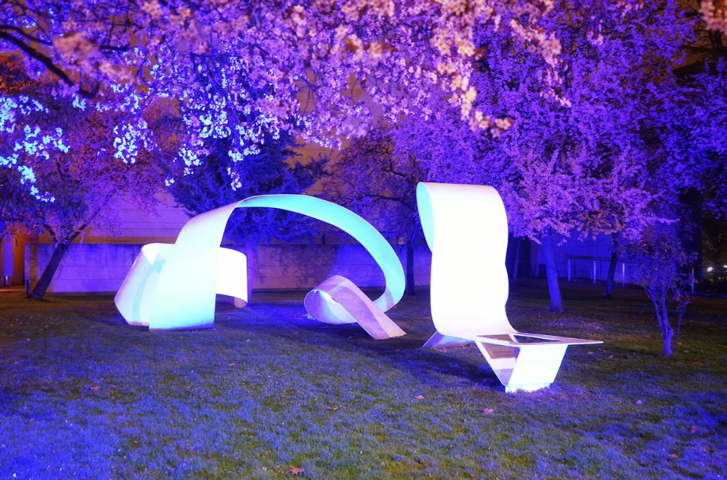 SPAIN - MARDID - Complejo Policial de Canillas - Escultura en homenaje a los H&eacute;roes de Orz&aacute;n 1.png