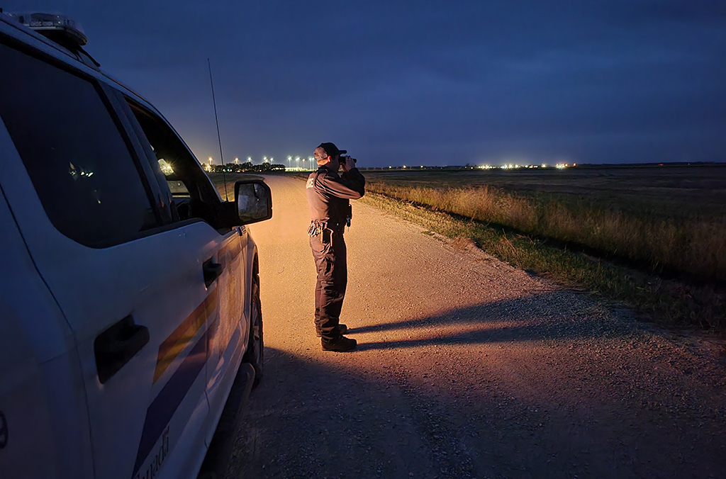 3_Authorities were deployed officers to known trafficking and smuggling hotspots..jpg