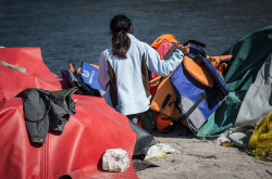 People smuggling migrants