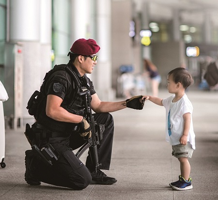 Korean police airport security unit